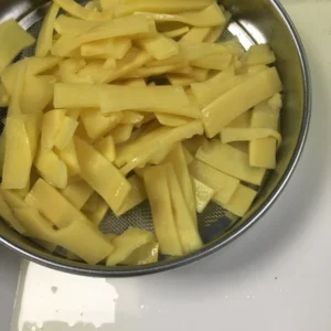 Canned Bamboo Shoot Halve Slice in Brine