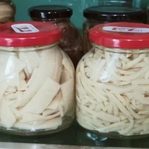 Canned Bamboo Shoot in Glass Jar