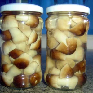 Canned Straw Mushroom Whole Button